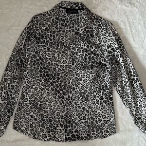 Leopard Print Zippered Shirt - Black and White Jones New York Signature